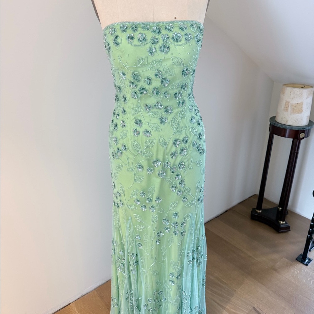 Elegant Green Aqua Beaded Evening Dress - Picture 12 of 14